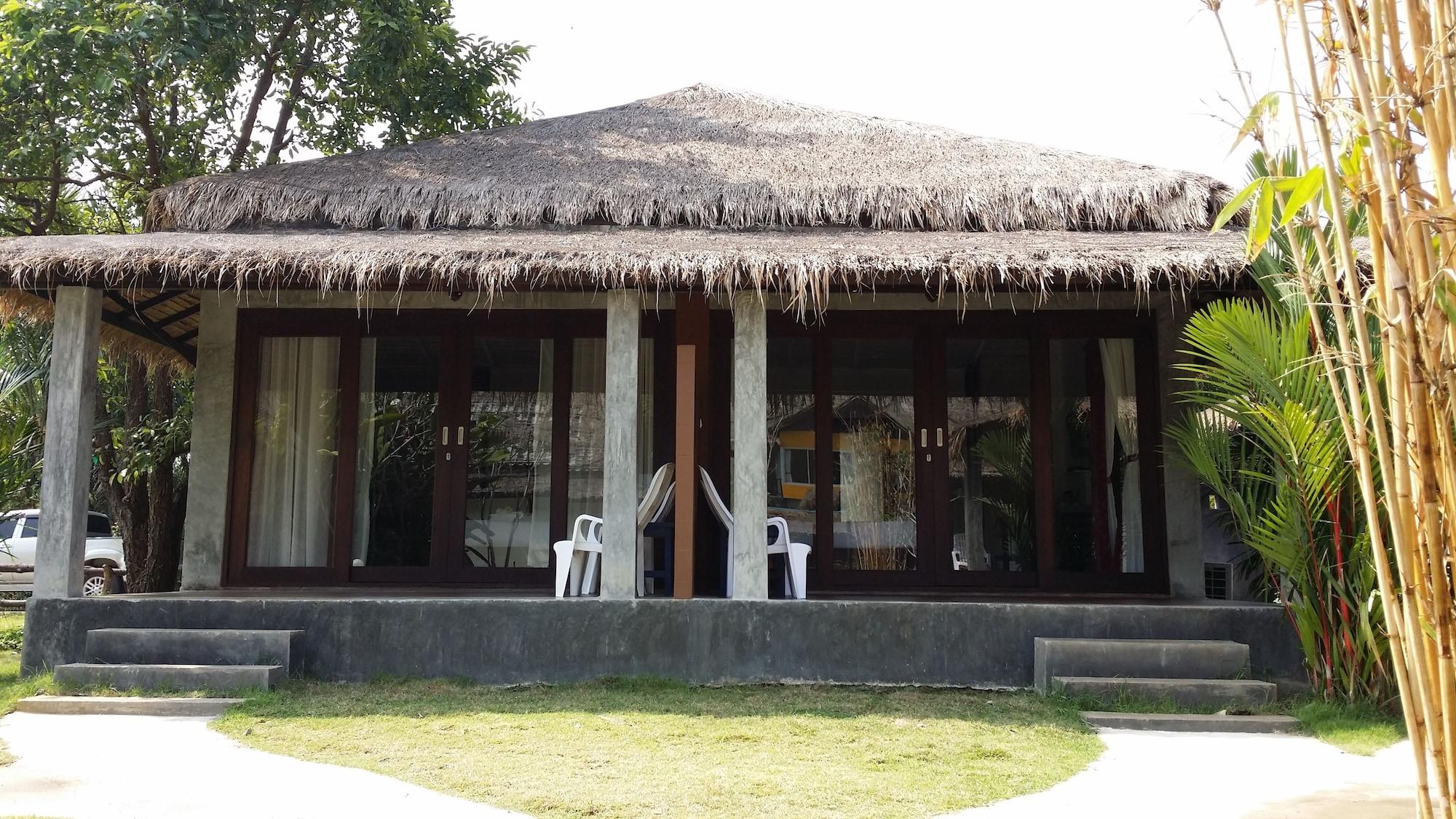 Nana Beach Hotel & Resort Pathiu Экстерьер фото