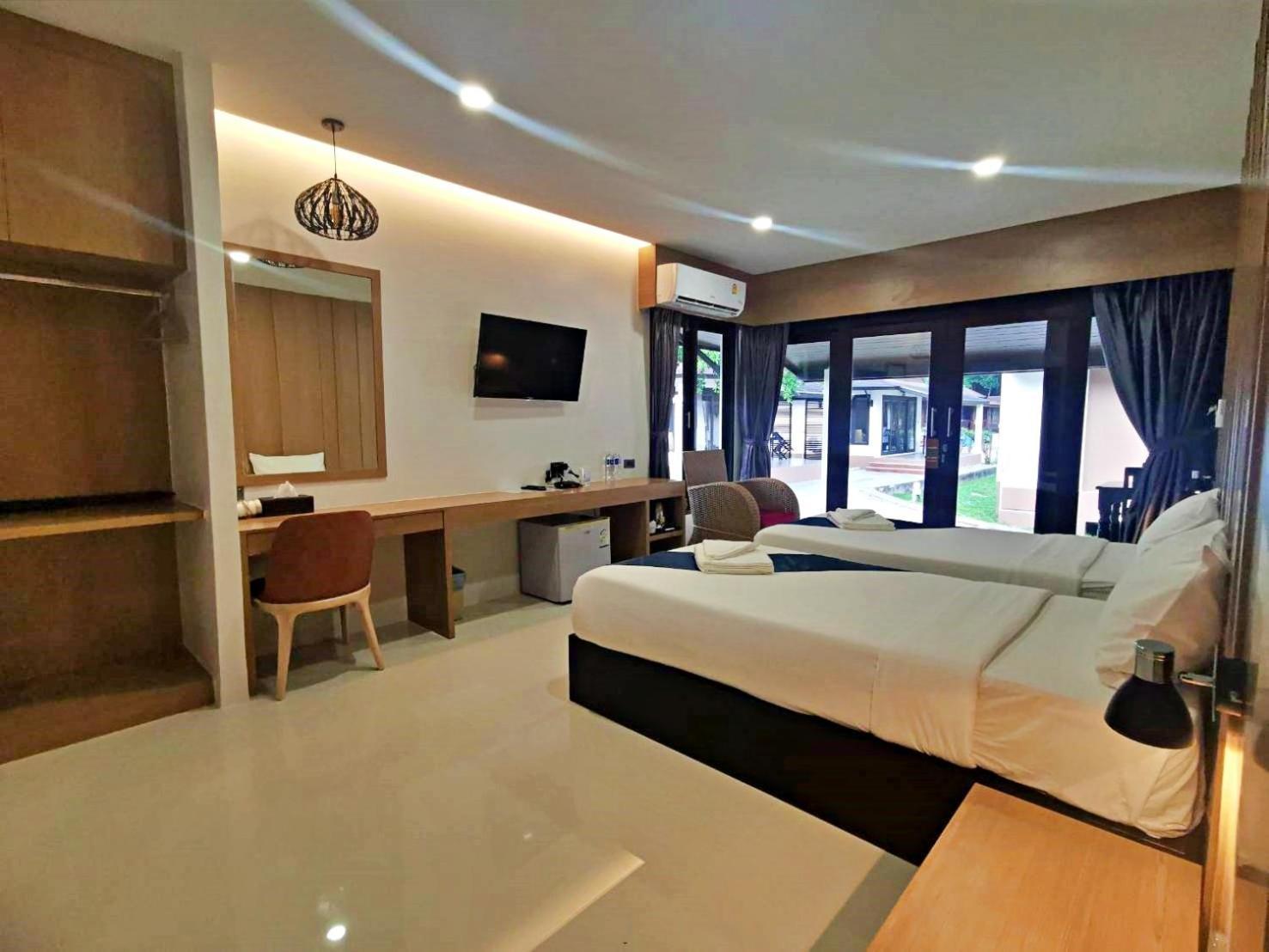 Nana Beach Hotel & Resort Pathiu Экстерьер фото