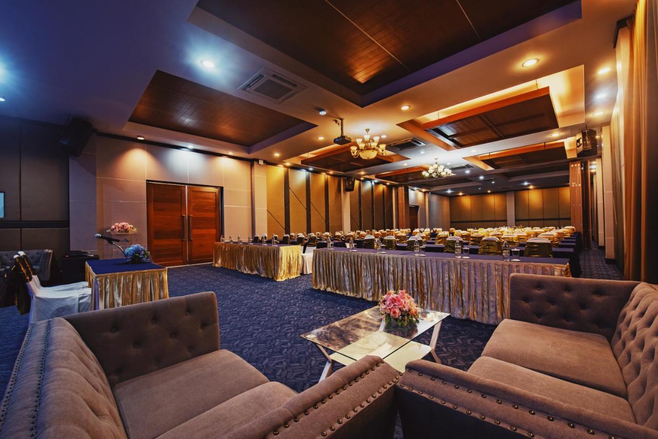 Nana Beach Hotel & Resort Pathiu Экстерьер фото